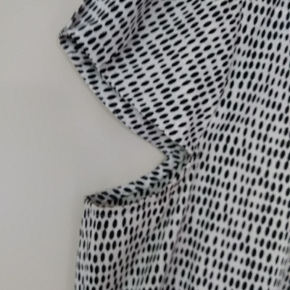 Oh Baby By Motherhood Keyhole Maternity Top L - Picture 7 of 10